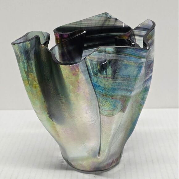 Studio Hand-blown Glass Iridescent Handkerchief Drape Vase - Picture 4 of 12